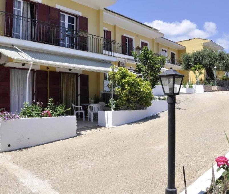 Braziliana Apartments Dassiá Exteriér fotografie